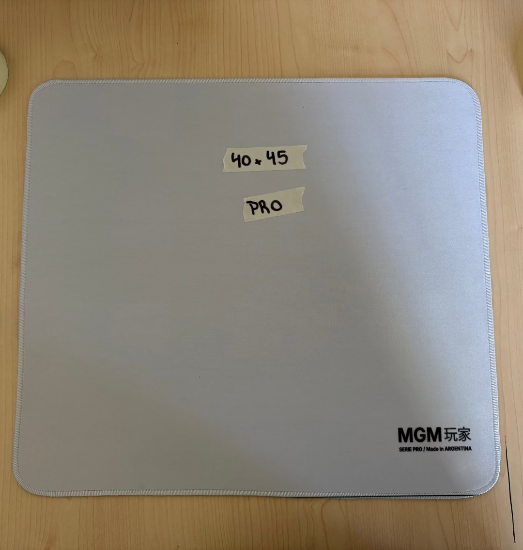 Mousepad Serie Pro blanco 50x40 | Serie PRO - OUTLET