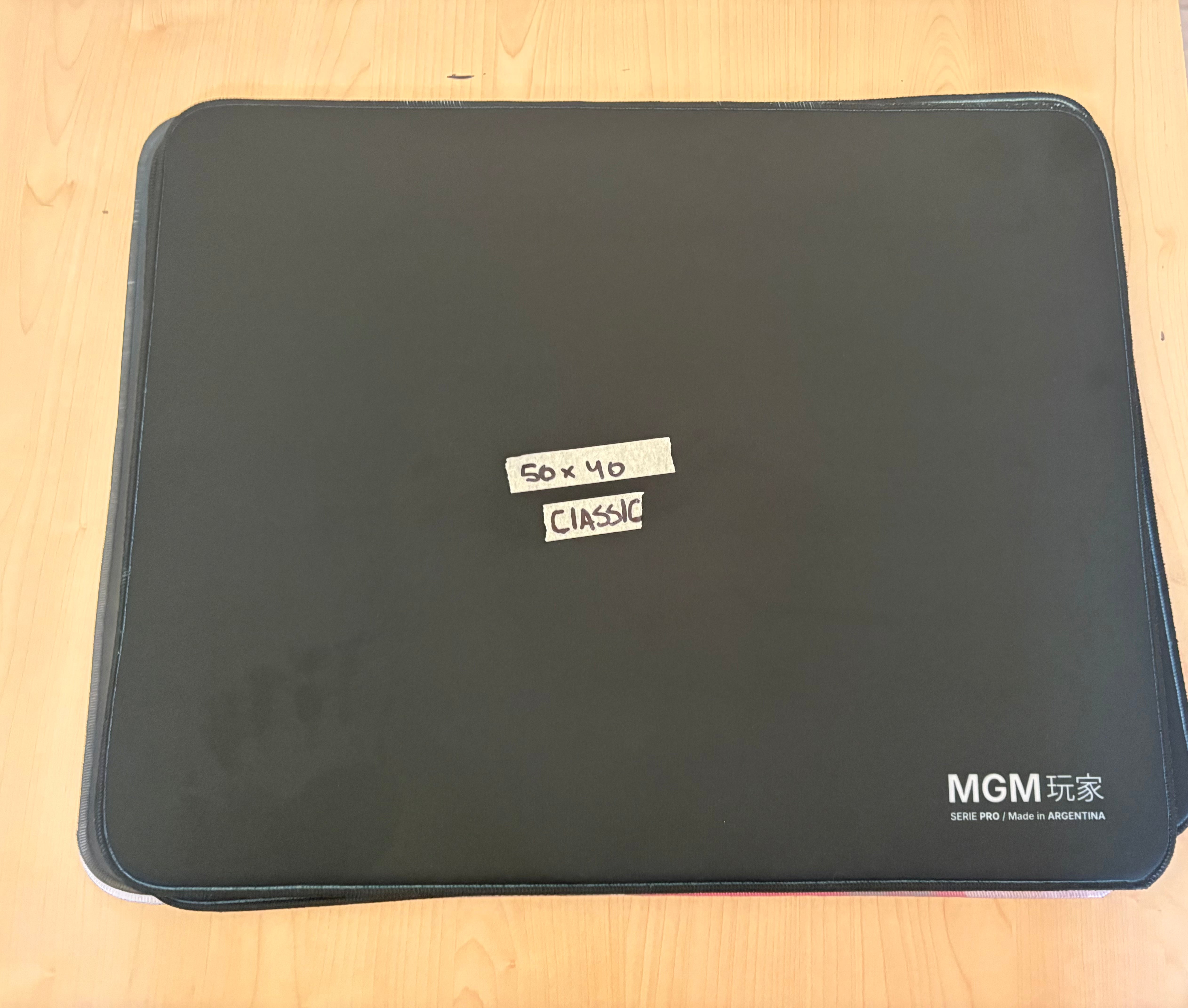 Mgm Black 50x40 | Serie Classic- OUTLET