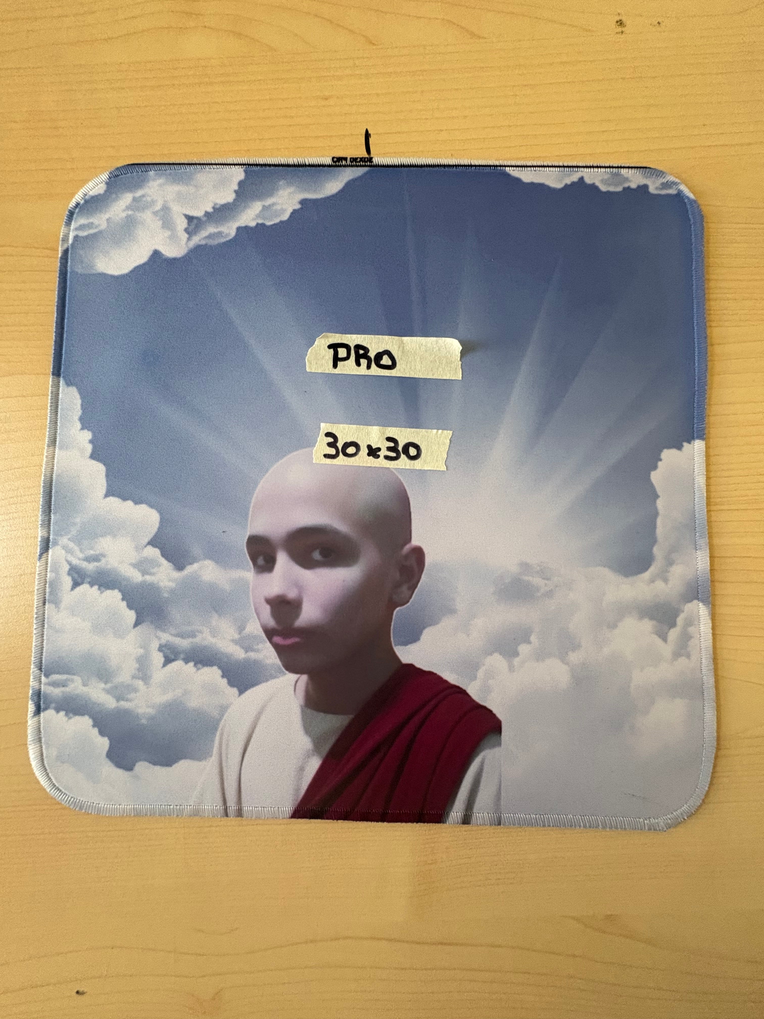 Mousepad Pelado 30x30| PRO - OUTLET